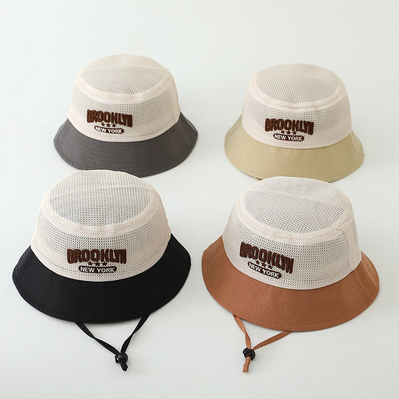 Met letters geborduurde babyzo - Bucket Hat Cotton recensie en prijs